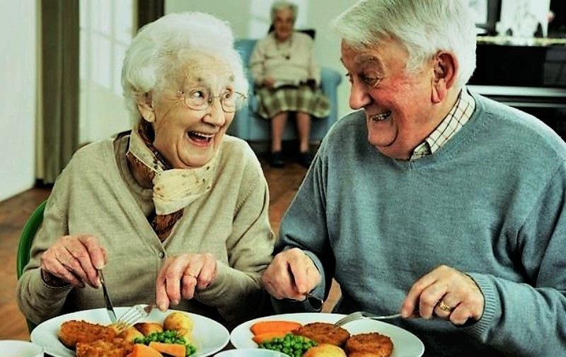 6152 Медики рассказали, от каких продуктов стоит отказаться людям старше 60