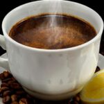 6939 Медики назвали допустимую дозу кофеина для детей и подростков